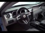 Ford Mustang V6 2005 года